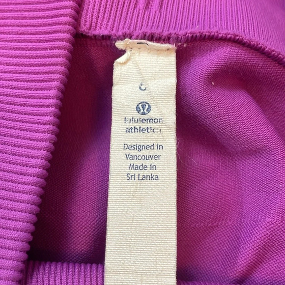 Lululemon purple ribbed cropped leggings size 6 - Picture 8 of 10
